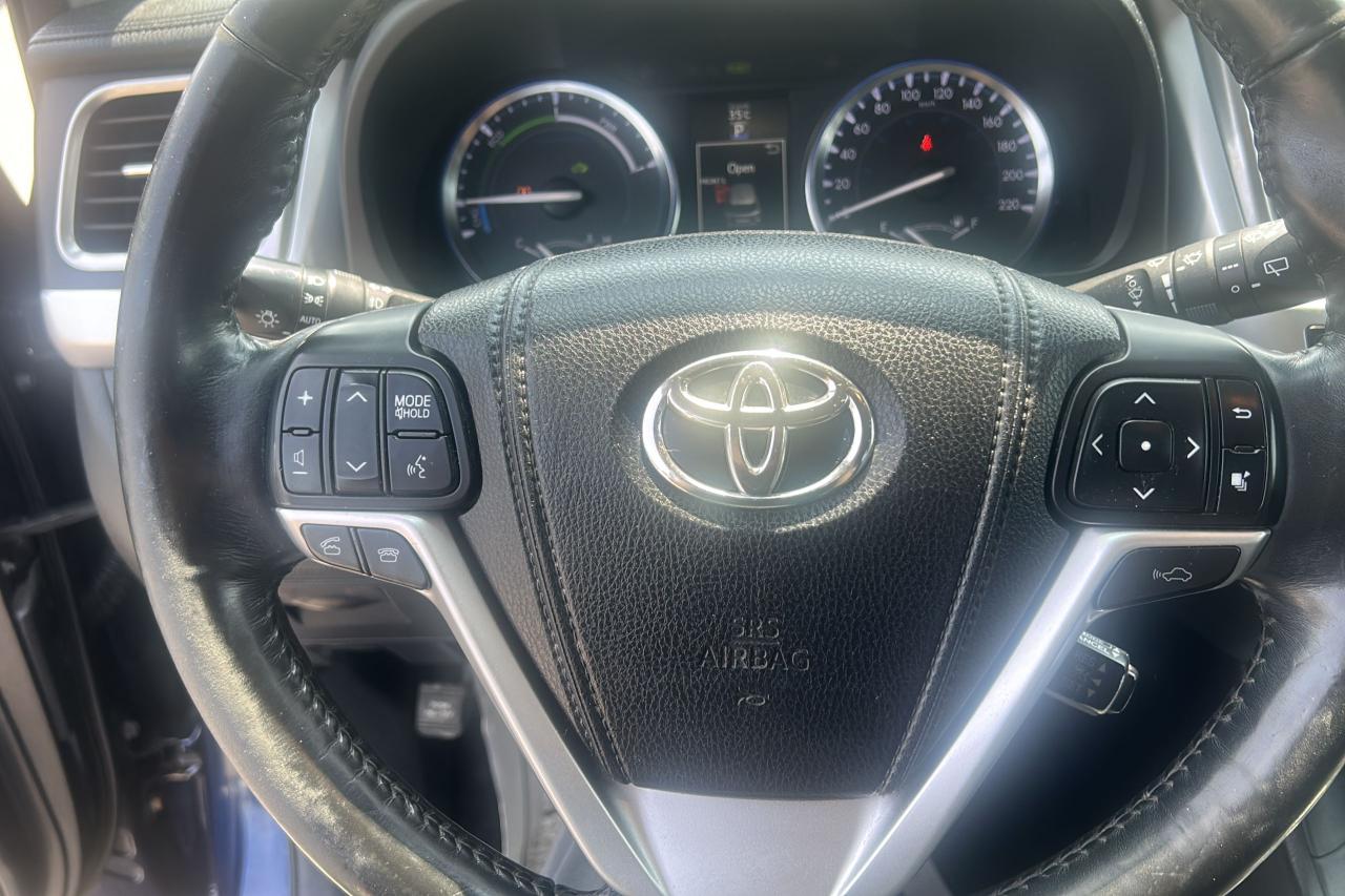 2015 Toyota Highlander Hybrid LIMITED - Photo #16