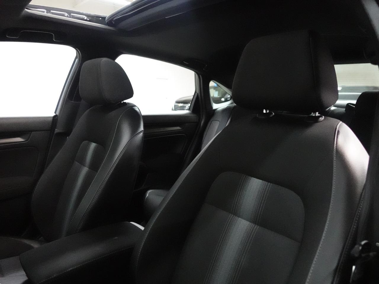 2024 Honda Civic SPORT | Sunroof | LaneWatch | ACC | CarPlay Photo