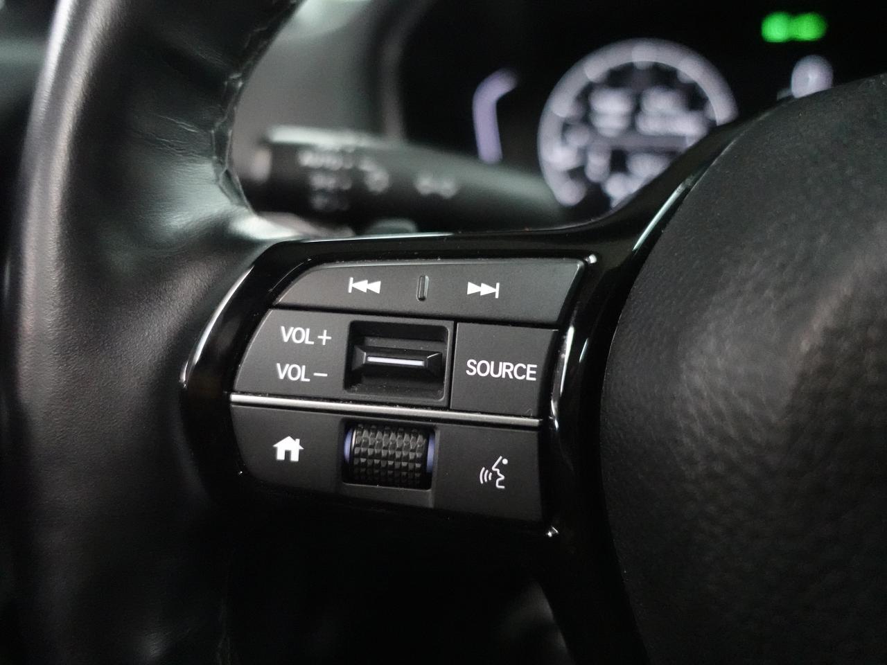 2024 Honda Civic SPORT | Sunroof | LaneWatch | ACC | CarPlay Photo