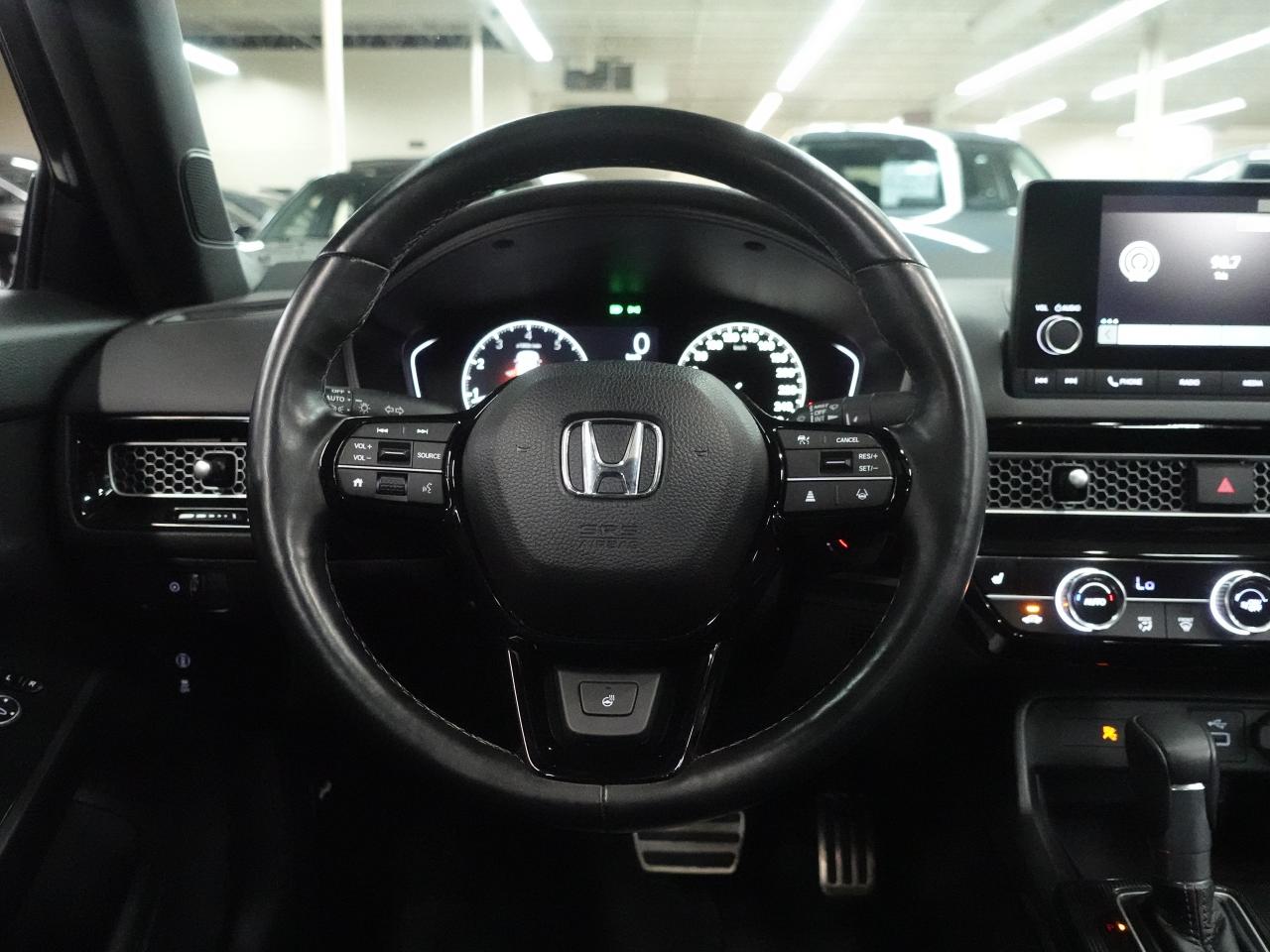 2024 Honda Civic SPORT | Sunroof | LaneWatch | ACC | CarPlay Photo