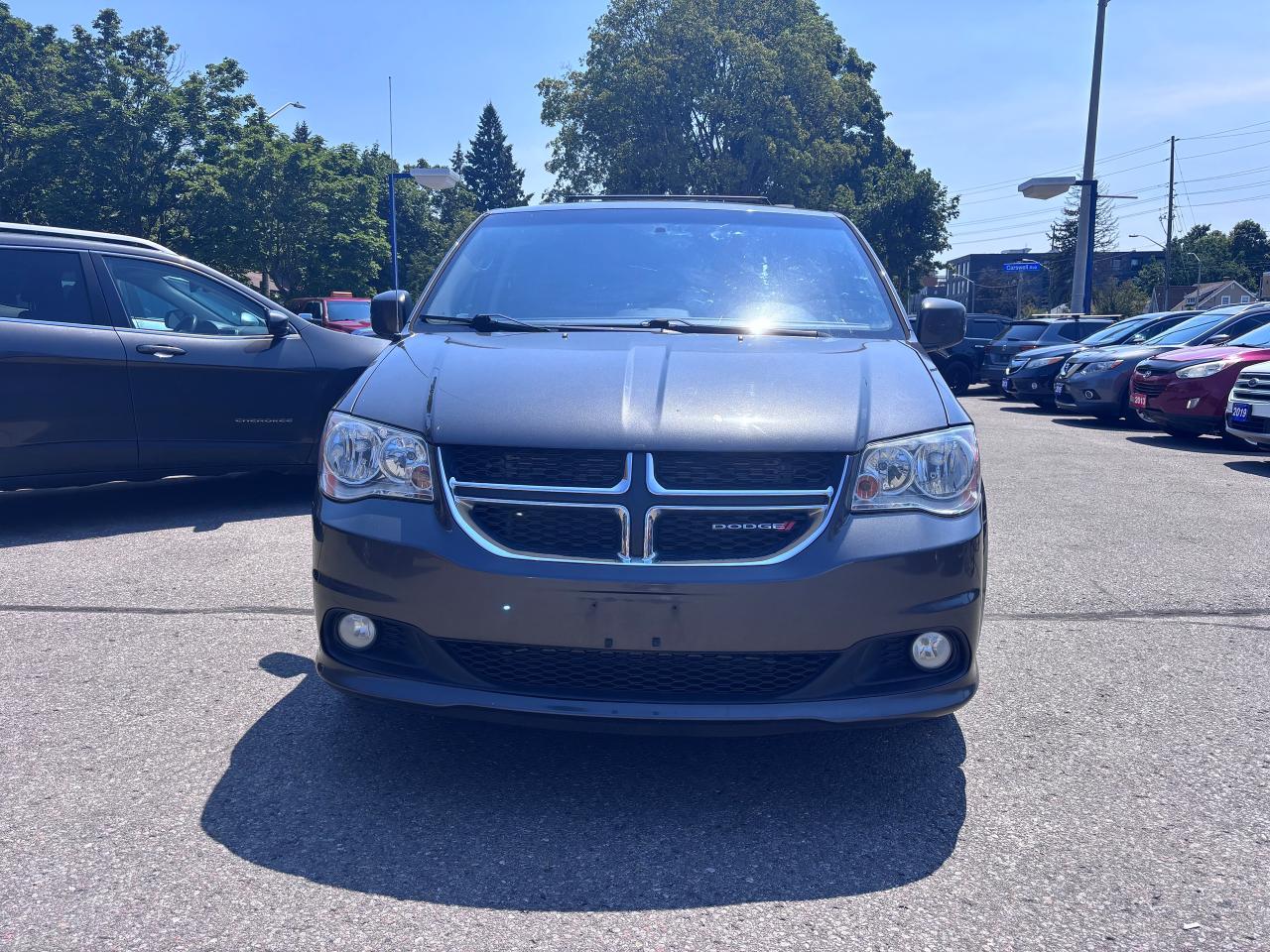 2016 Dodge Grand Caravan SXT LOADED EXTRA CLEAN! - Photo #4