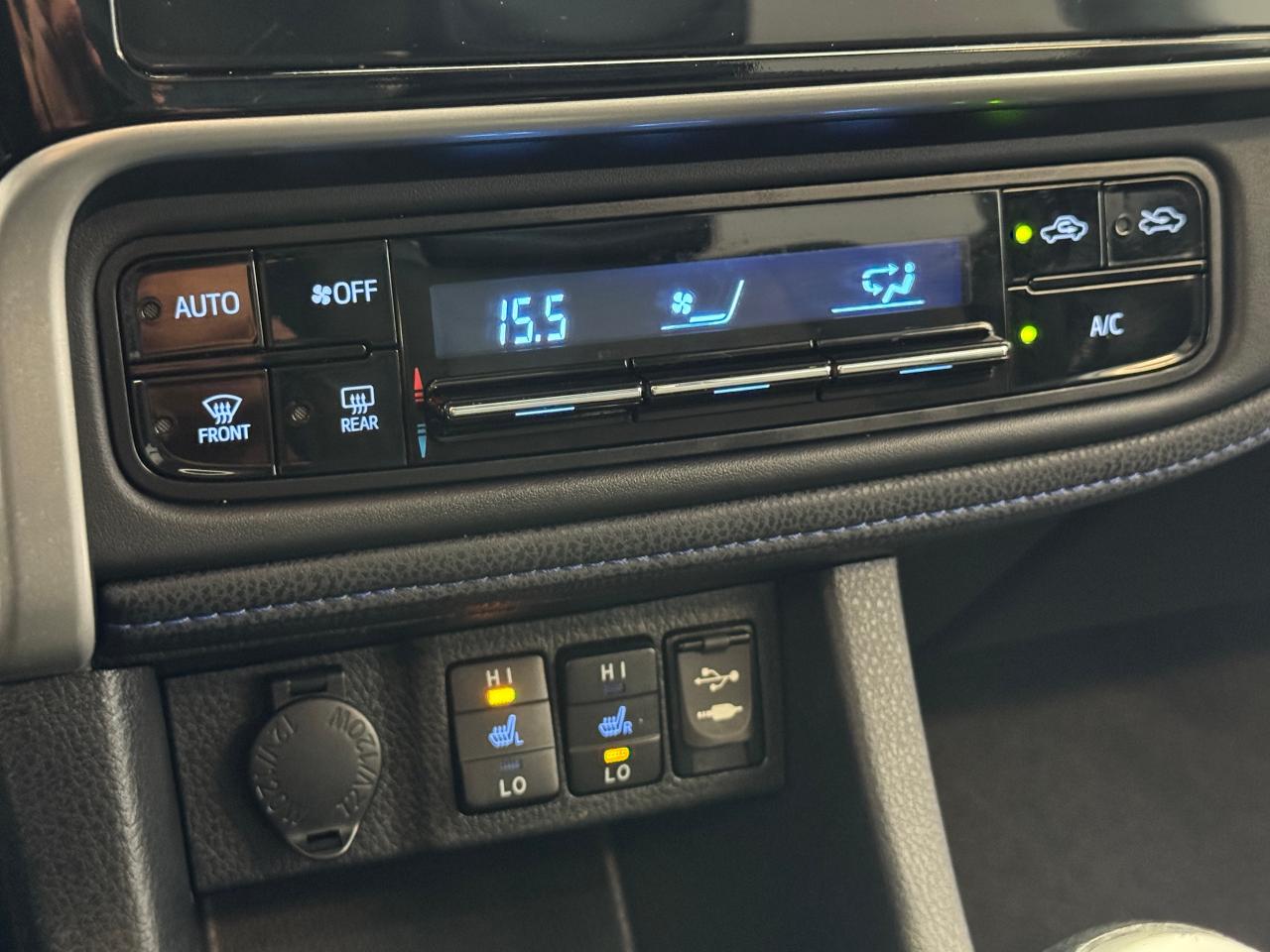 2017 Toyota Corolla SE+Adaptive Cruise+New Tires+Heated Steering - Photo #32