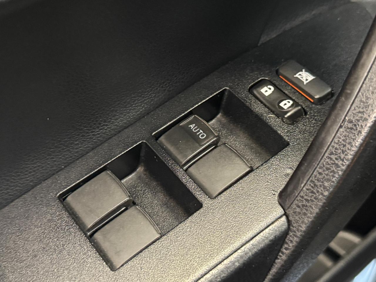 2017 Toyota Corolla SE+Adaptive Cruise+New Tires+Heated Steering - Photo #44
