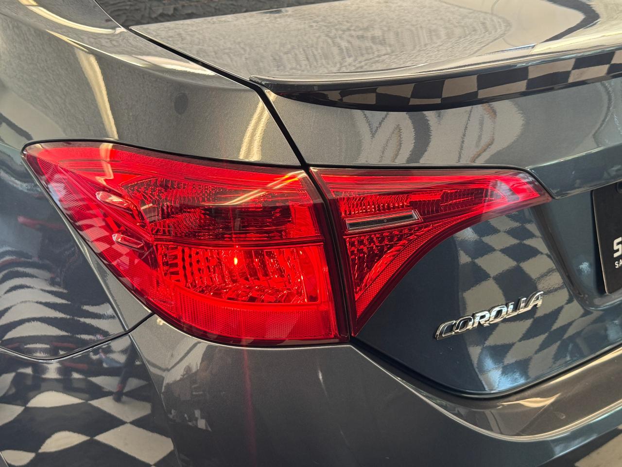 2017 Toyota Corolla SE+Adaptive Cruise+New Tires+Heated Steering - Photo #52