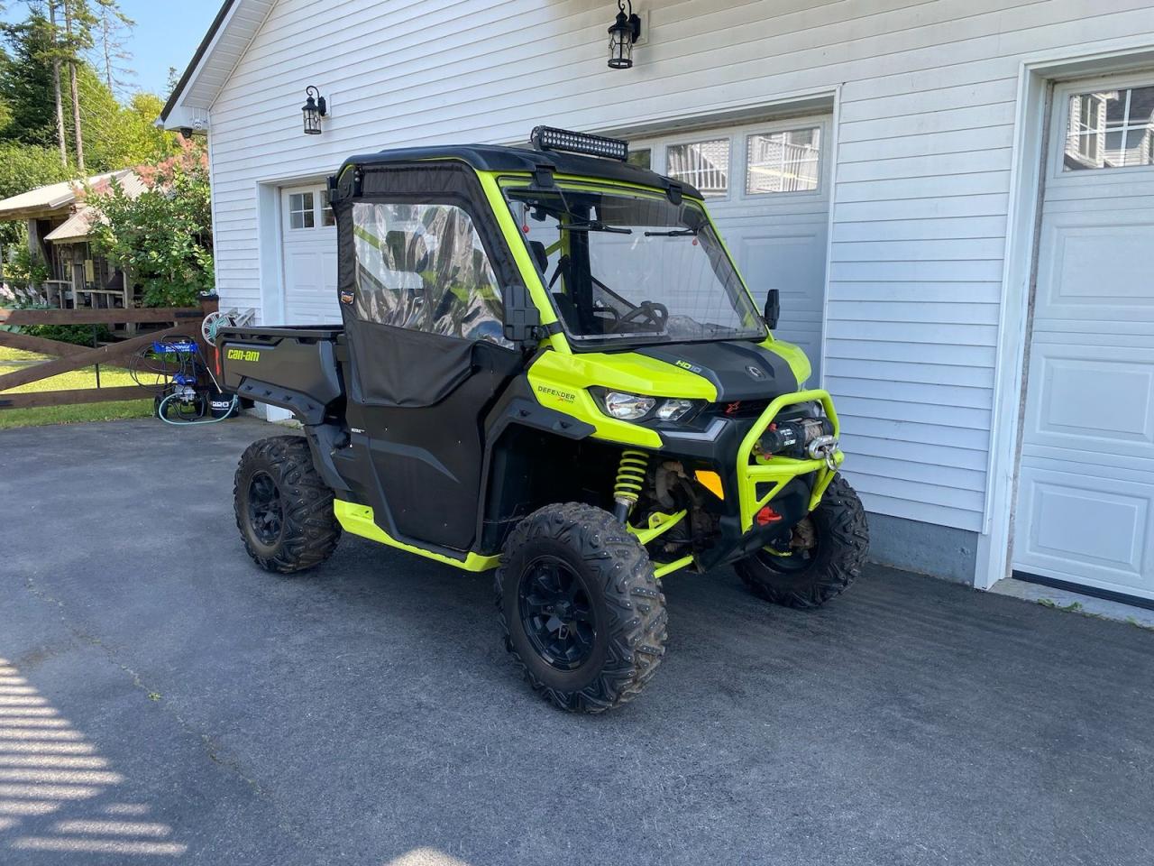 2021 Can-Am Defender HD10 XMR  - Photo #2