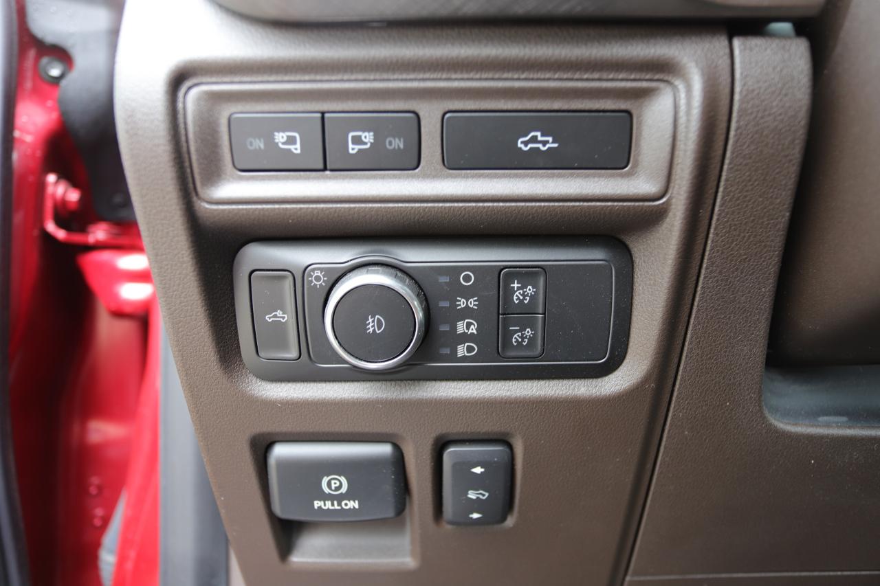 2022 Ford F-150 KING RANCH 4WD SUPERCREW 5.5' BOX Photo5