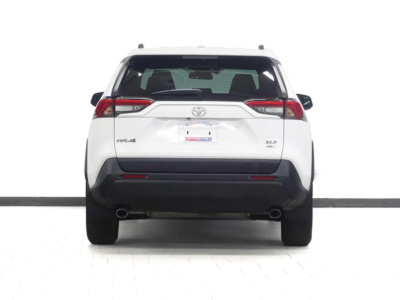 2021 Toyota RAV4 XLE | AWD | Sunroof | Heated Seats | BSM | CarPlay Photo