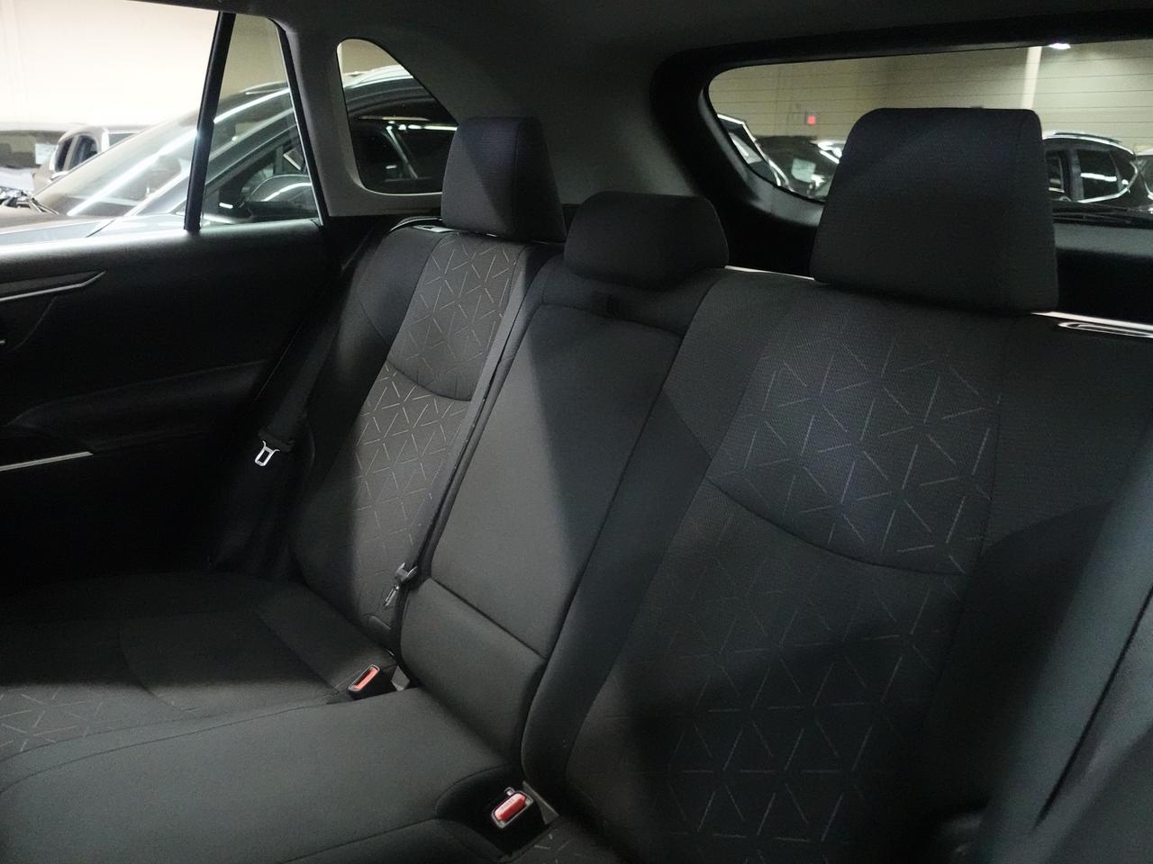 2021 Toyota RAV4 XLE | AWD | Sunroof | Heated Seats | BSM | CarPlay Photo