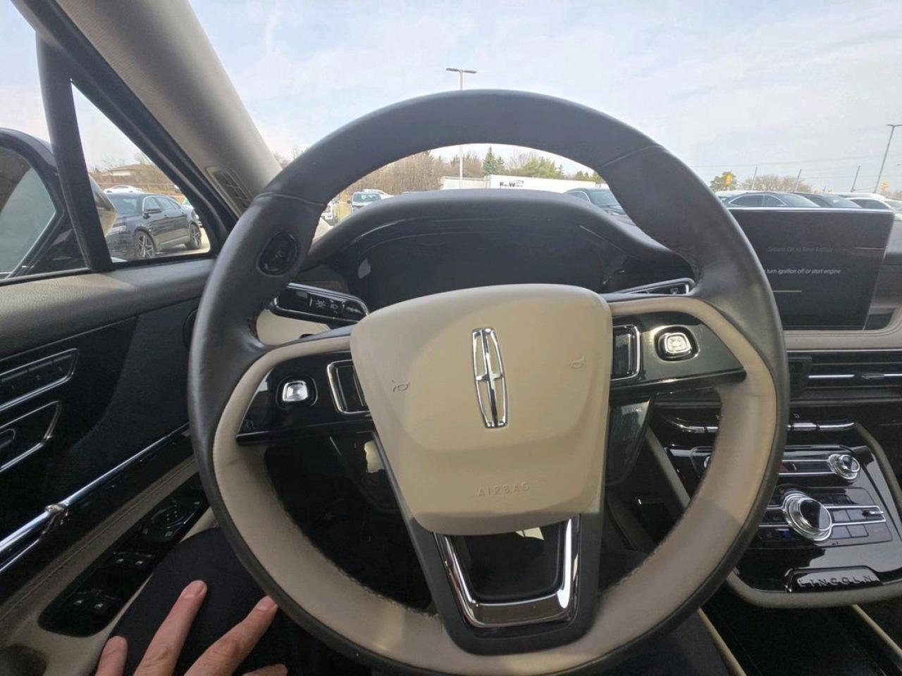 2021 Lincoln Corsair RESERVE, AWD, 2L, HEATED STEERING WHEEL, NAV! Photo