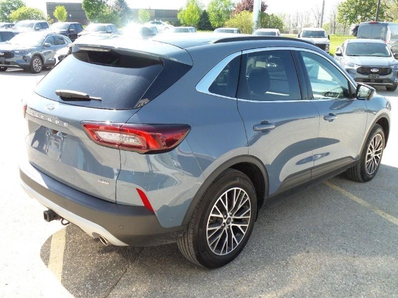 2024 Ford Escape PLUG-IN-HYBRID! PREMIUM PACKAGE! HEADS-UP DISPLAY! Photo4