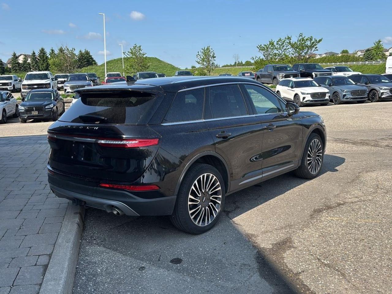 2022 Lincoln Corsair RESERVE, 20" RIMS, HEATED STEERING WHEEL,TECH PACK Photo3