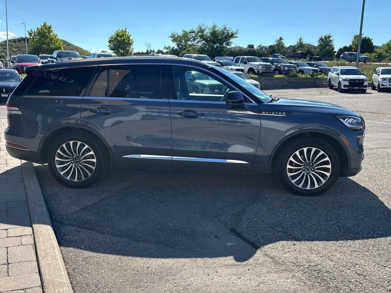 2021 Lincoln Aviator Reserve Photo5