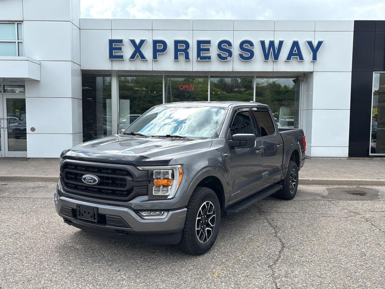 Used 2022 Ford F-150 XLT for sale in New Hamburg, ON