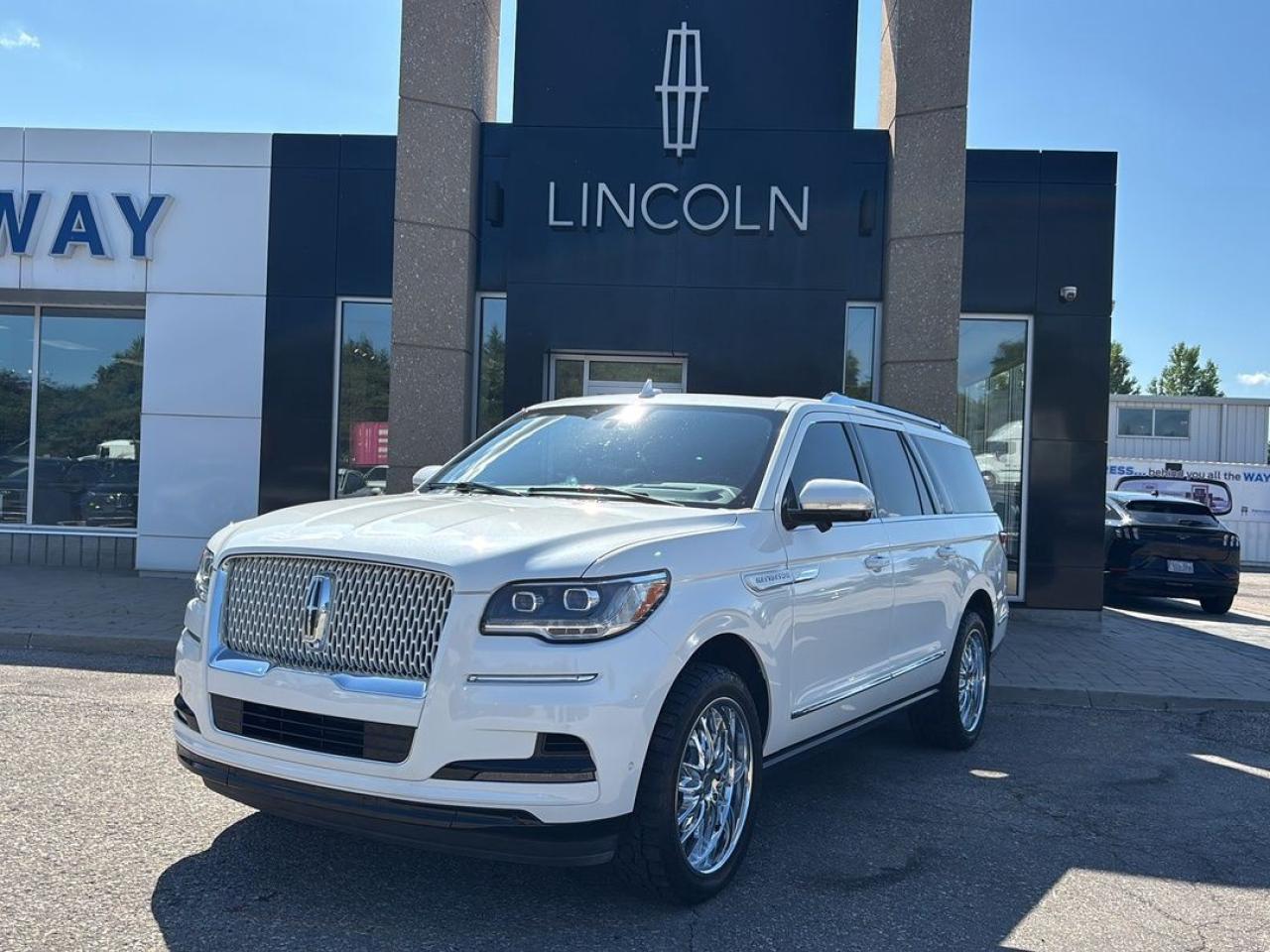 Used 2024 Lincoln Navigator L Reserve for sale in New Hamburg, ON