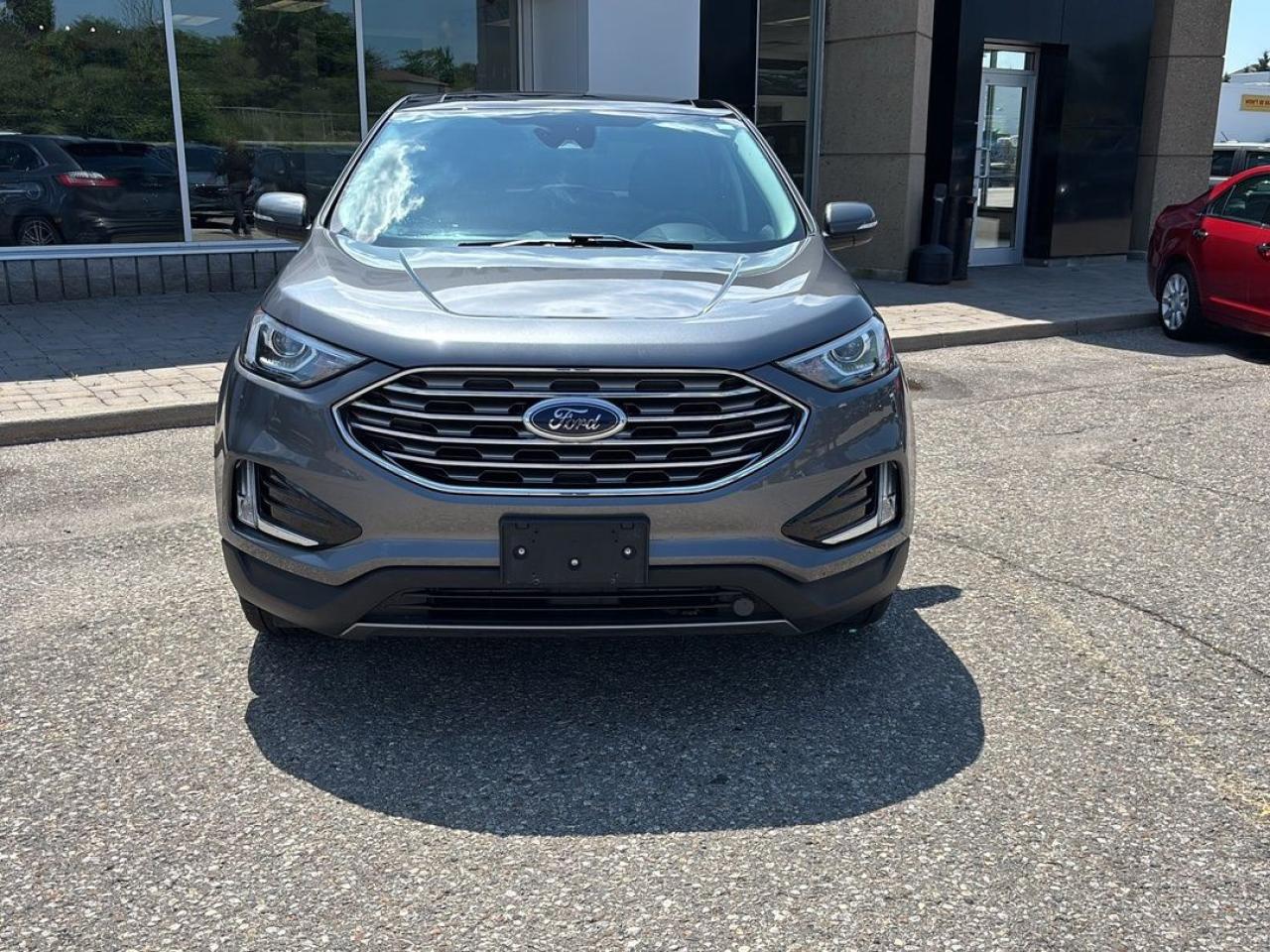 2021 Ford Edge Titanium Photo