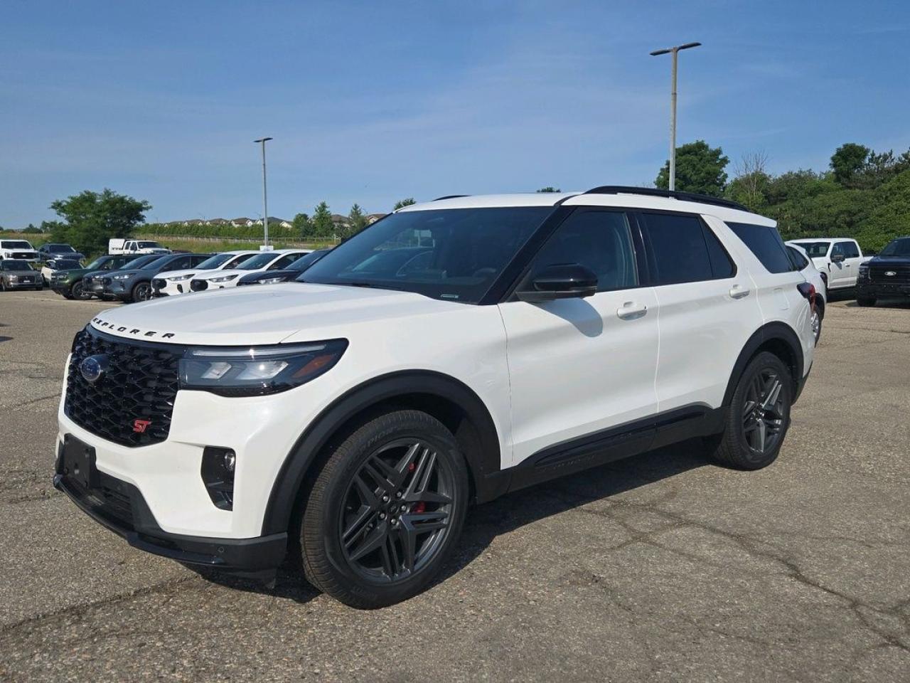 New 2025 Ford Explorer ST for sale in New Hamburg, ON