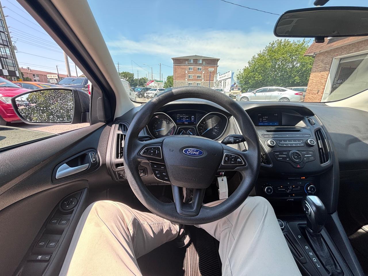 2016 Ford Focus LOW KM ICE COLD AC - Photo #15
