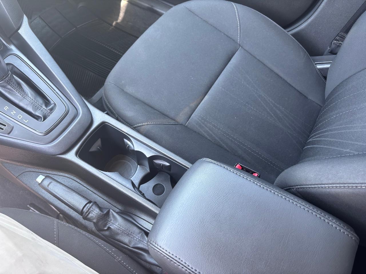 2016 Ford Focus LOW KM ICE COLD AC - Photo #21