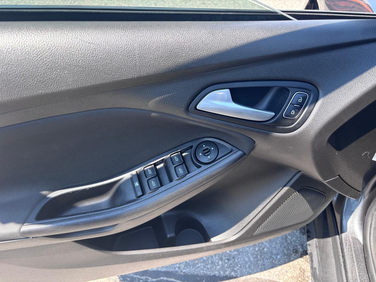 2016 Ford Focus LOW KM ICE COLD AC - Photo #14