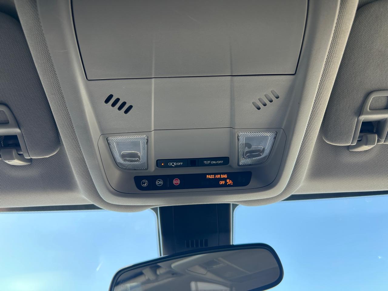 2020 Chevrolet Equinox LT - Photo #18
