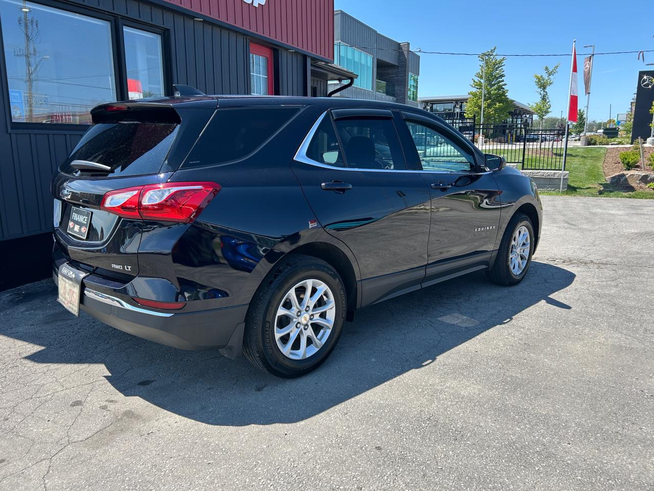 2020 Chevrolet Equinox LT - Photo #2