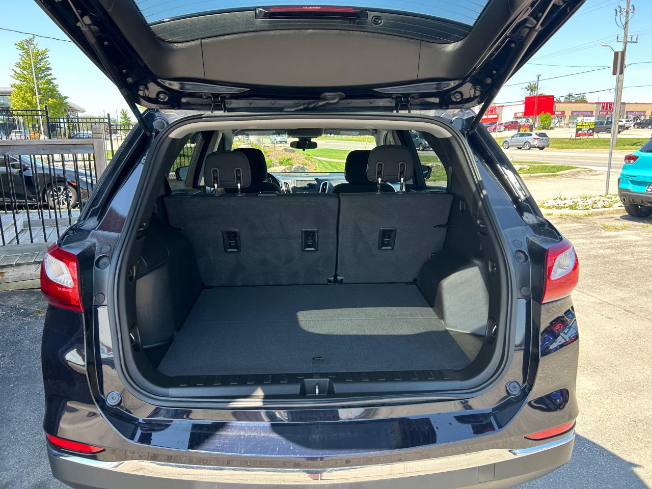 2020 Chevrolet Equinox LT - Photo #4