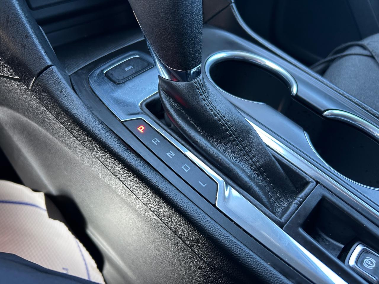2020 Chevrolet Equinox LT - Photo #16