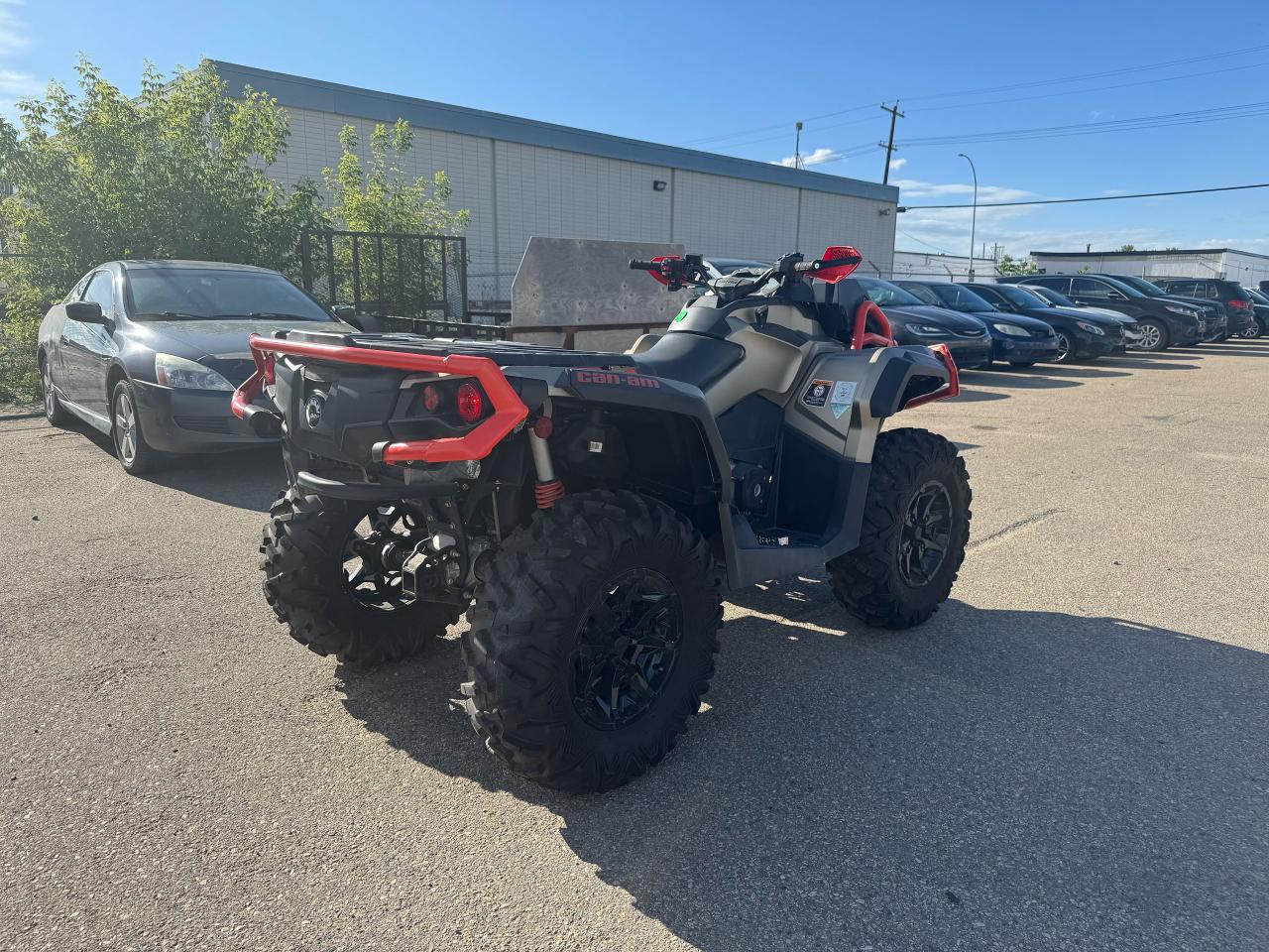 2023 Can-Am Outlander 1000R XMR  - Photo #6