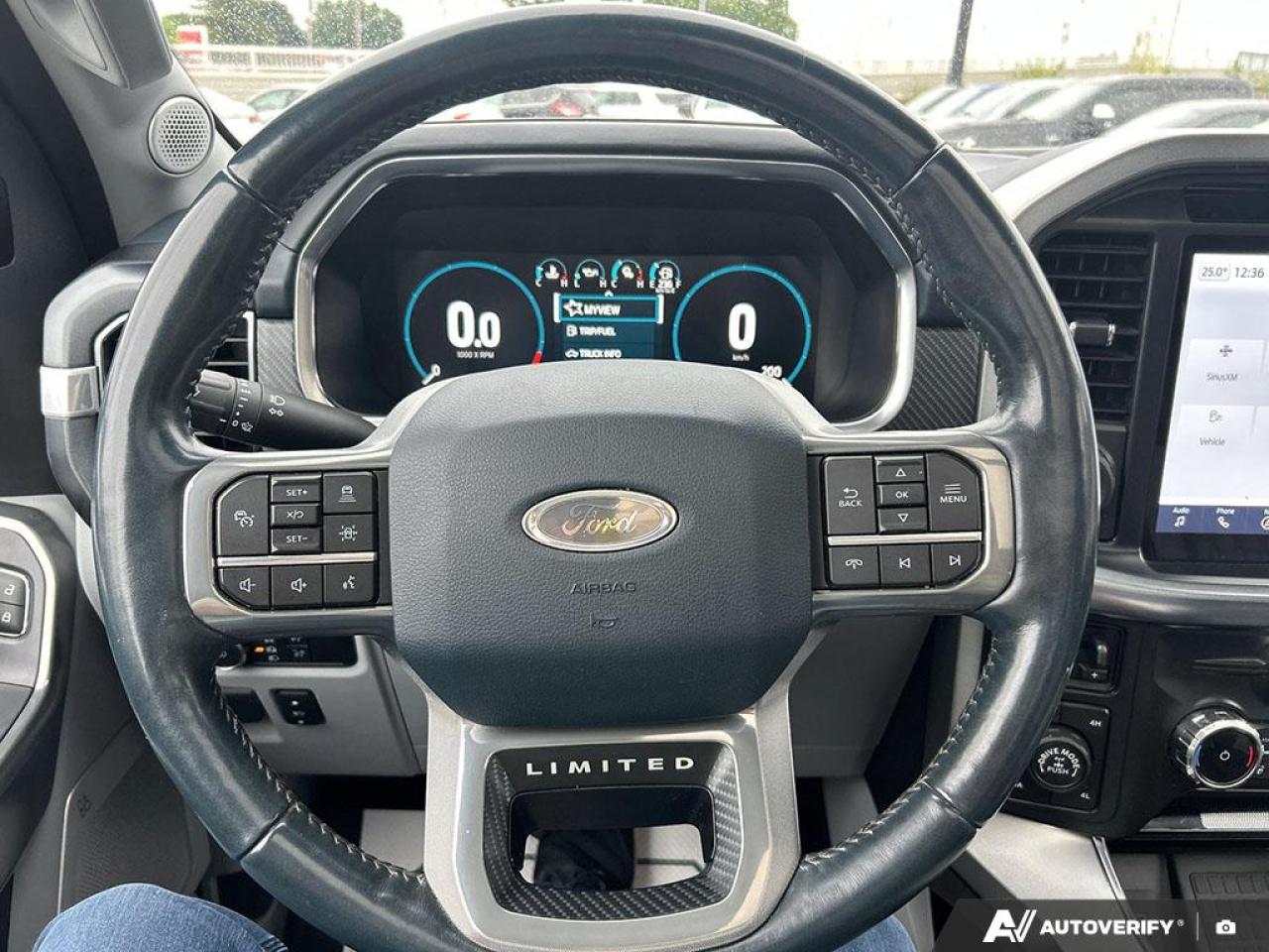 2022 Ford F-150 LIMITED / LEATHER / ROOF / NAV / HYBRID /CREW - Photo #10