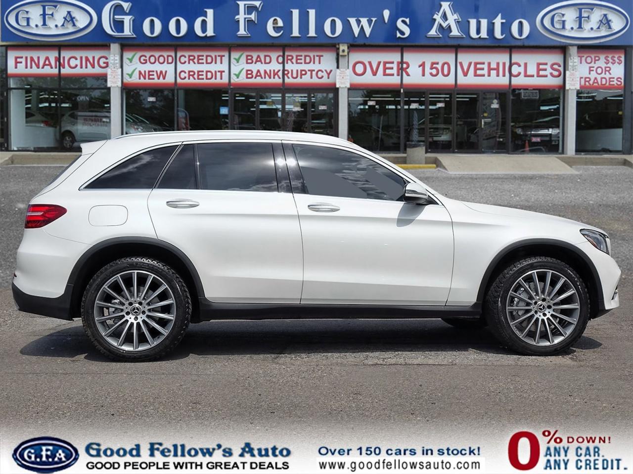 2019 Mercedes-Benz GLC-Class AWD, LEATHER SEATS, PANORAMIC ROOF, NAVIGATION, RE - Photo #3