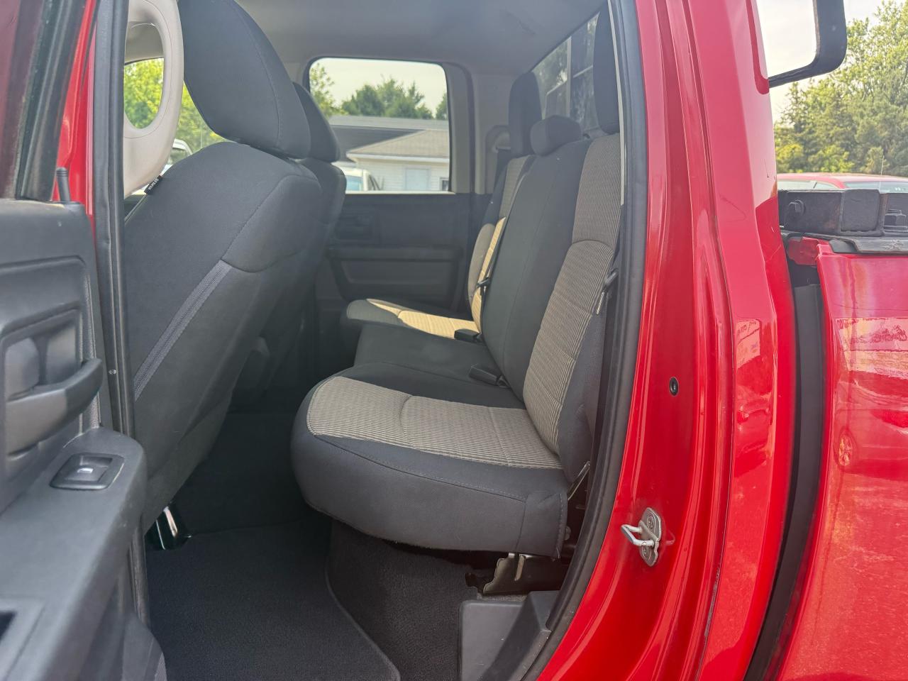 2012 RAM 1500 ST 5.7L hemi 4x4 AS IS SPECIAL Photo35