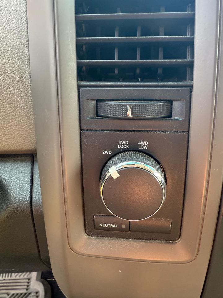 2012 RAM 1500 ST 5.7L hemi 4x4 AS IS SPECIAL Photo39