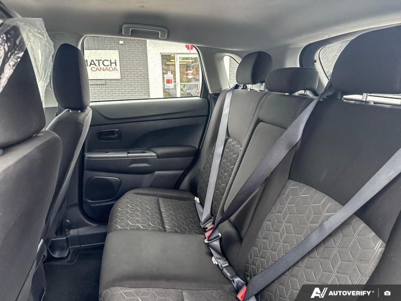 2022 Mitsubishi RVR ES / NO ACCIDENTS / 4WD / HEATED SEATS / AUTO - Photo #11