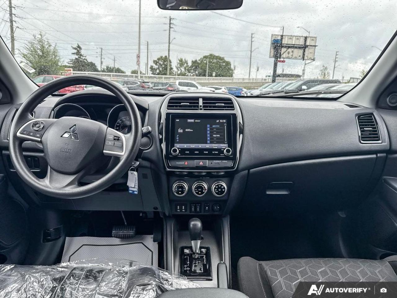 2022 Mitsubishi RVR ES / NO ACCIDENTS / 4WD / HEATED SEATS / AUTO - Photo #12