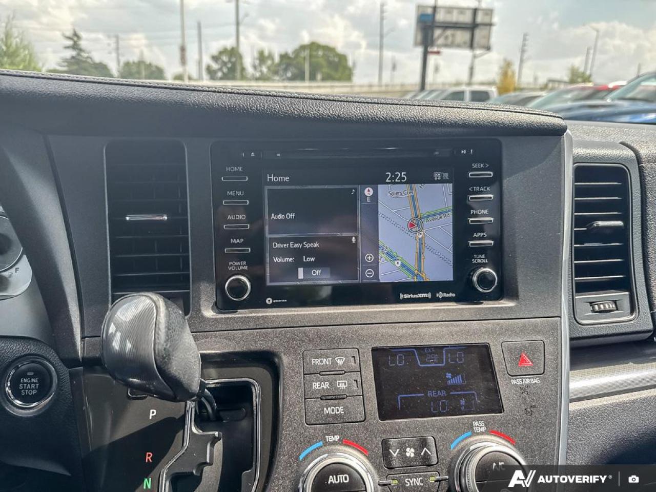 2018 Toyota Sienna SE / 7 PASS / LEATHER / ROOF / NAV / POWER DOORS - Photo #14