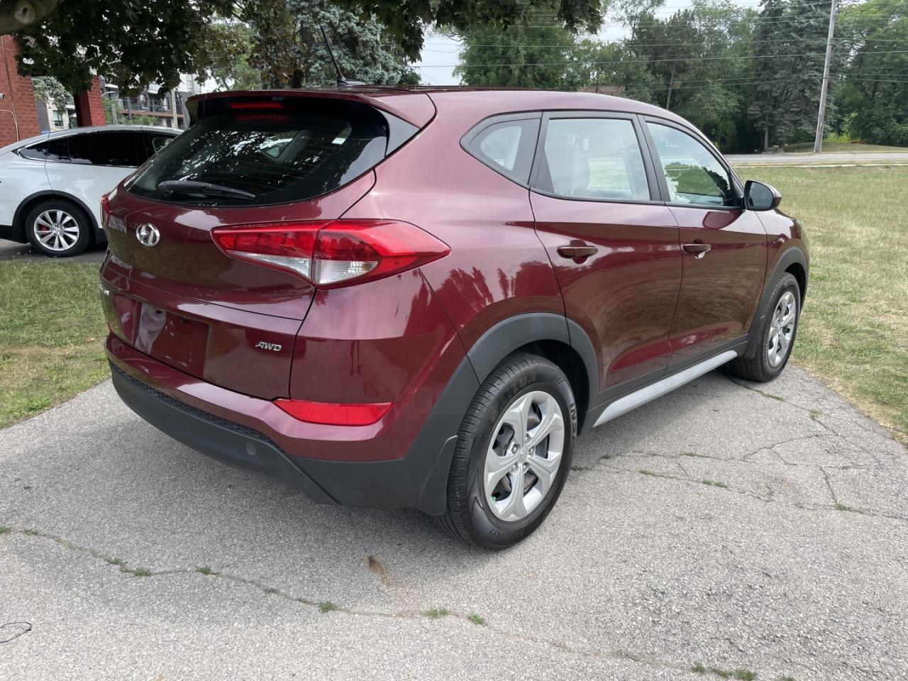 2017 Hyundai Tucson SE AWD - Photo #6