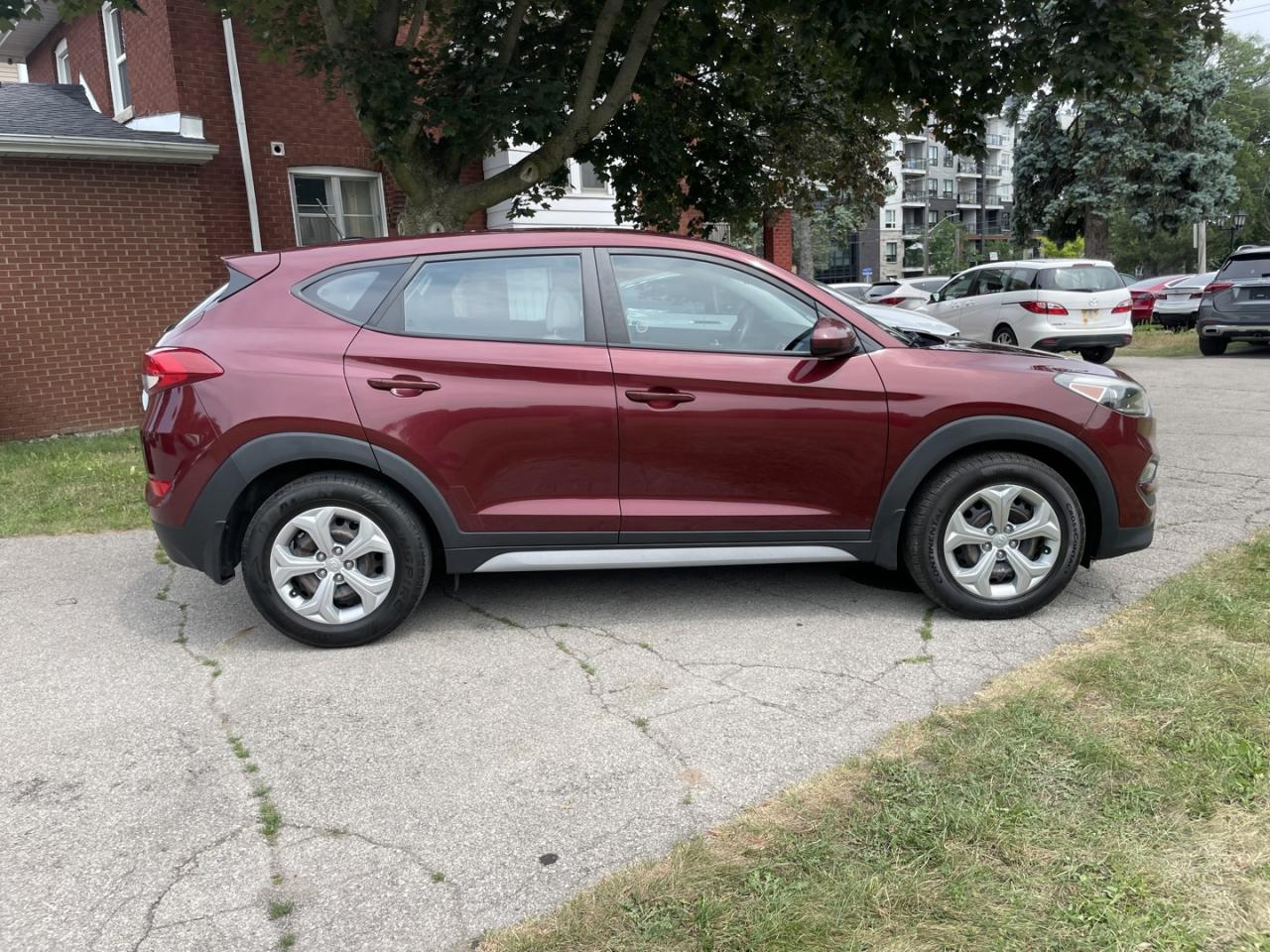2017 Hyundai Tucson SE AWD - Photo #7