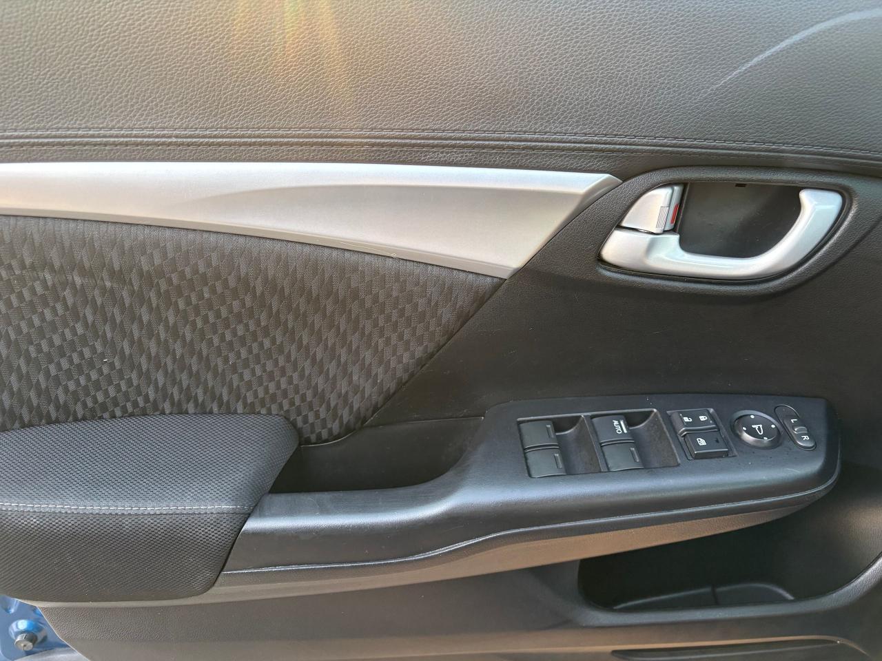2015 Honda Civic LX - Photo #9
