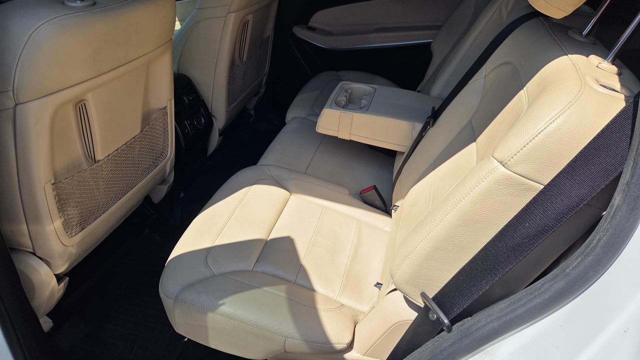 2017 Mercedes-Benz GLS 4MATIC 4dr GLS 550 AMG - Photo #11
