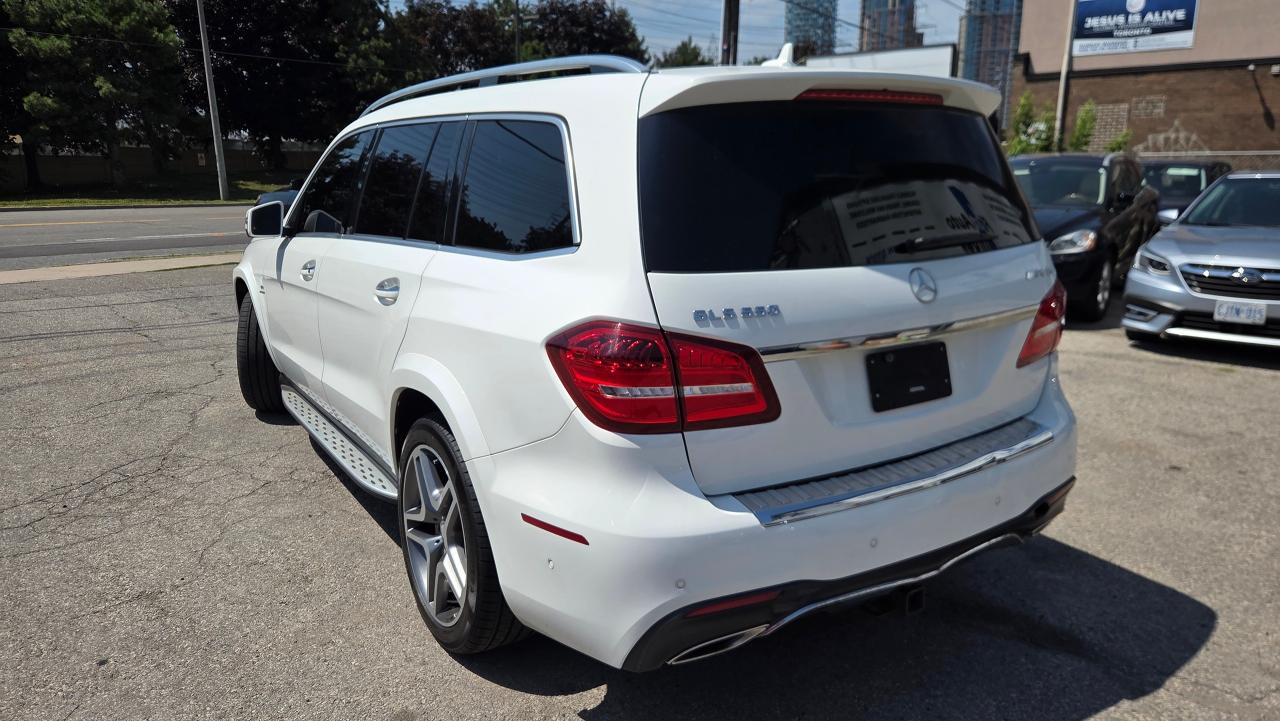 2017 Mercedes-Benz GLS 4MATIC 4dr GLS 550 AMG - Photo #3