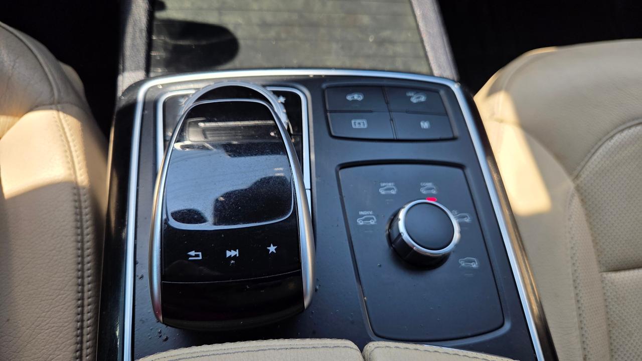2017 Mercedes-Benz GLS 4MATIC 4dr GLS 550 AMG - Photo #16
