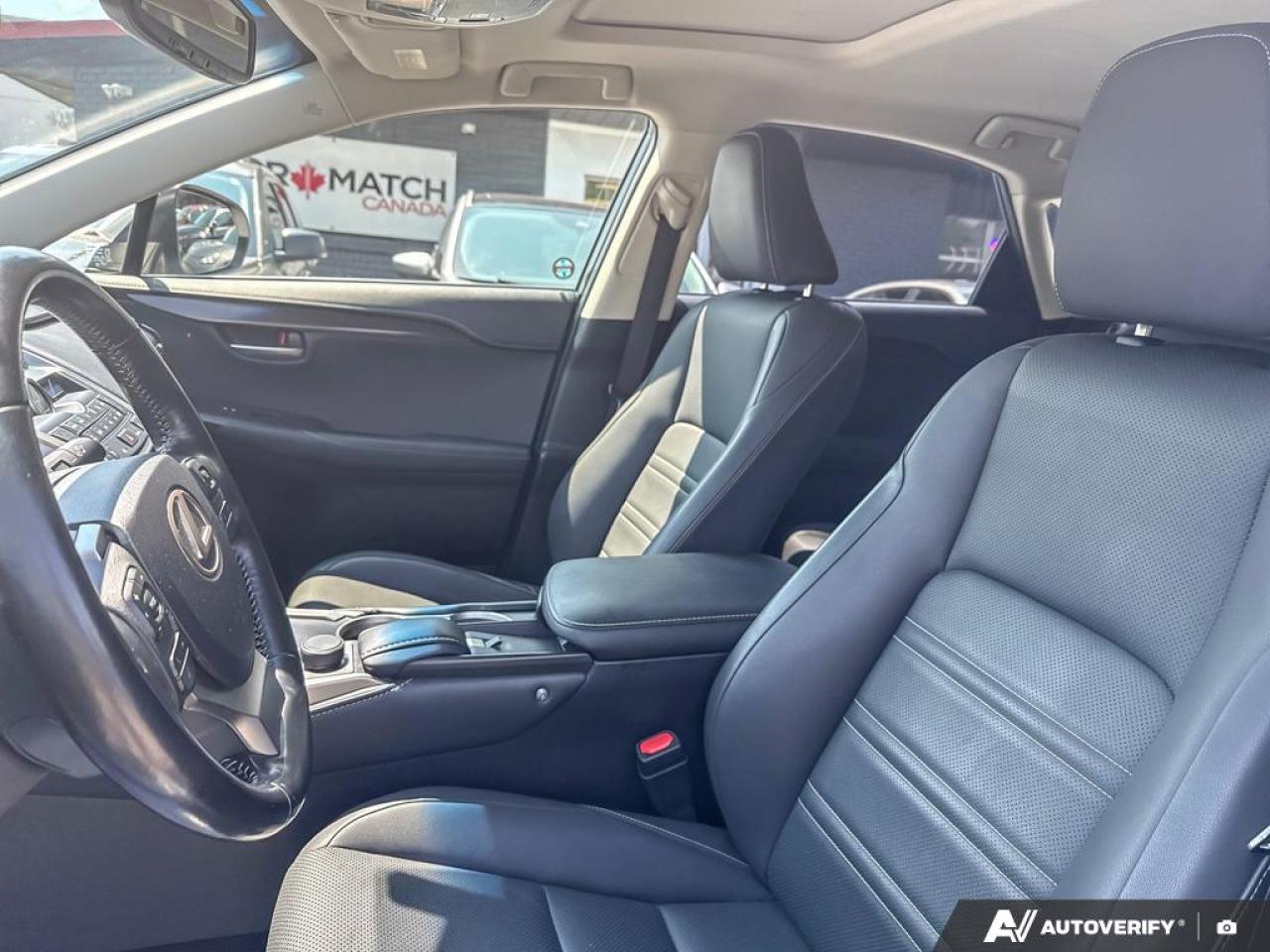 2017 Lexus NX 200t AWD / ROOF / LEATHER / COOLING SEATS / REAR CAM - Photo #9