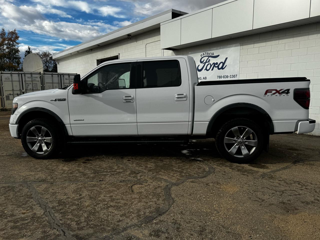 2014 Ford F-150 FX4 Photo5