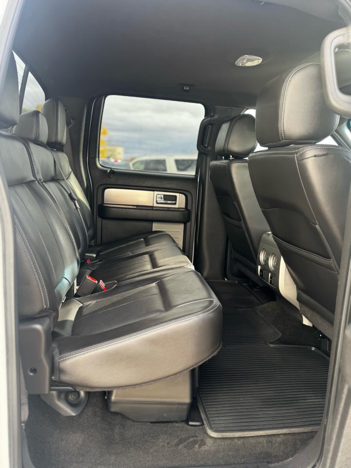 2014 Ford F-150 FX4 Photo5