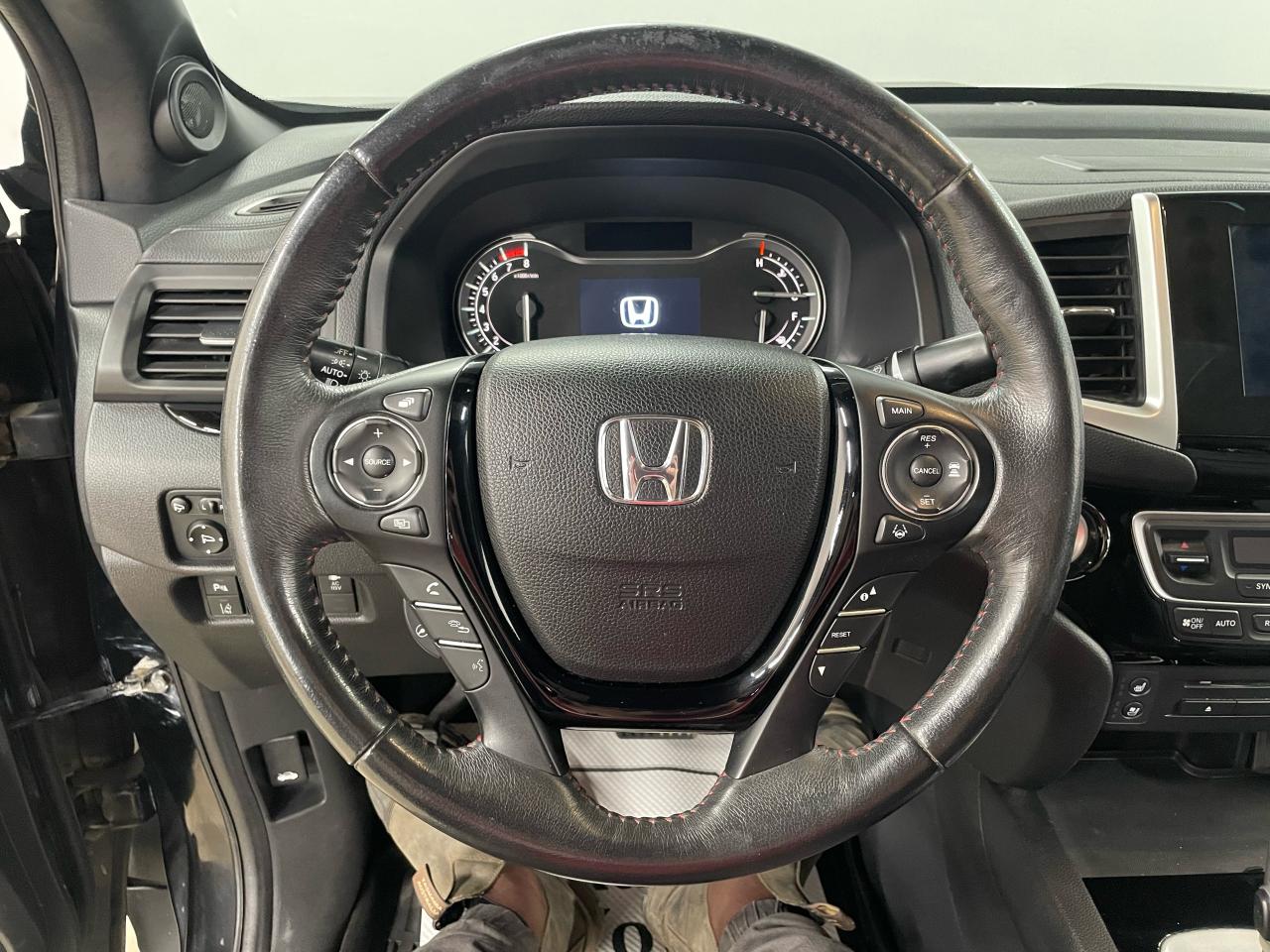 2017 Honda Ridgeline 4WD Crew Cab Black Edition Photo7