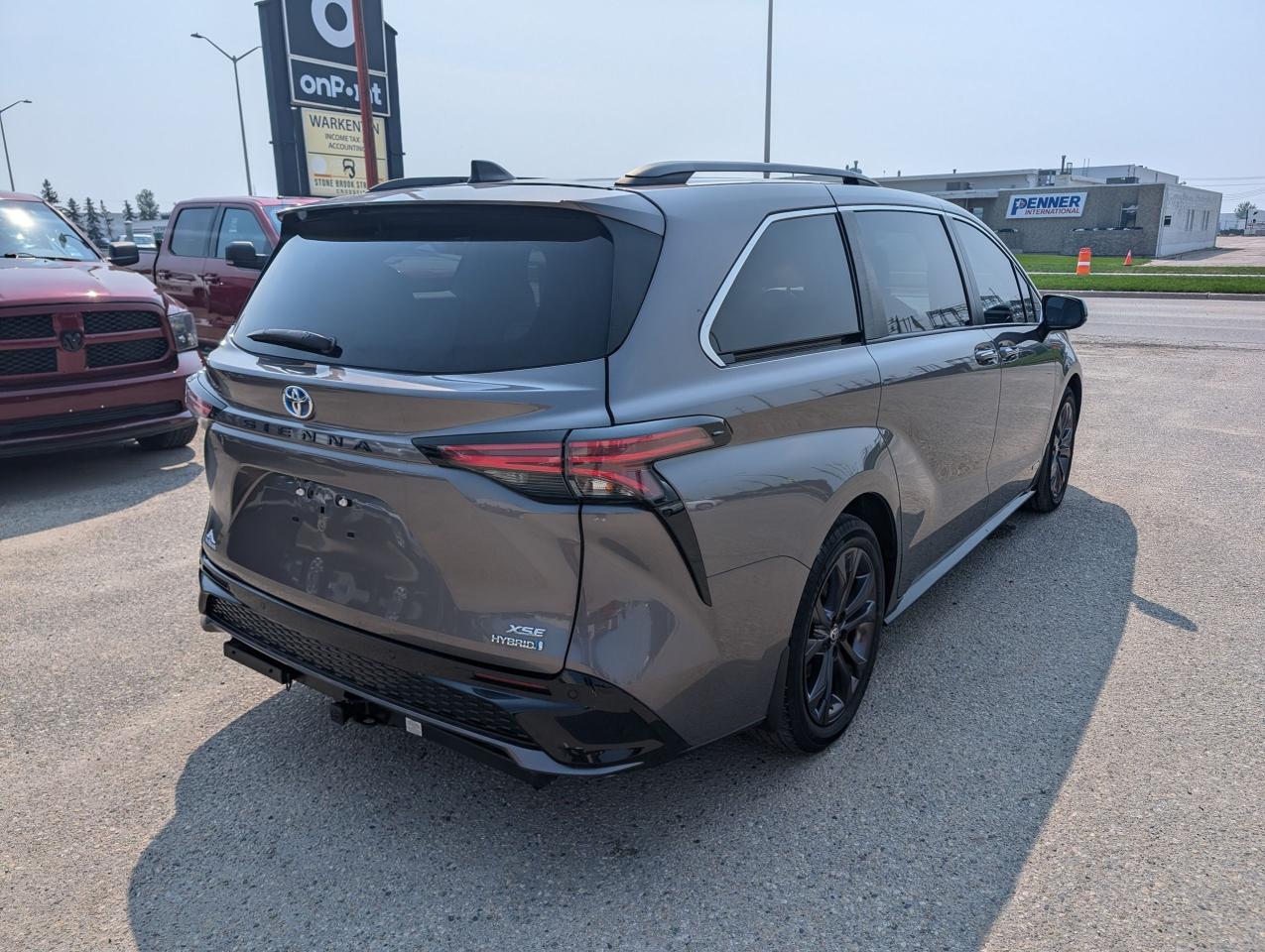 2021 Toyota Sienna XSE | Leather | Heated Steering | CarPlay - Photo #4