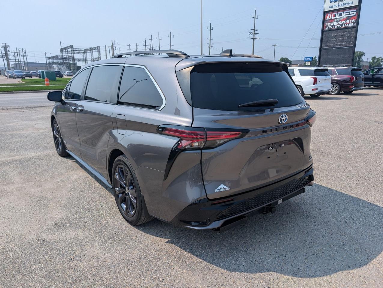 2021 Toyota Sienna XSE | Leather | Heated Steering | CarPlay - Photo #6