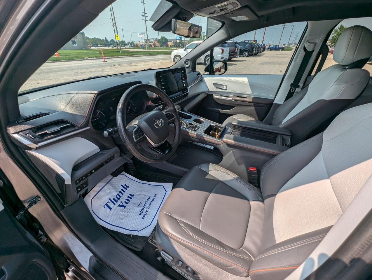 2021 Toyota Sienna XSE | Leather | Heated Steering | CarPlay - Photo #10