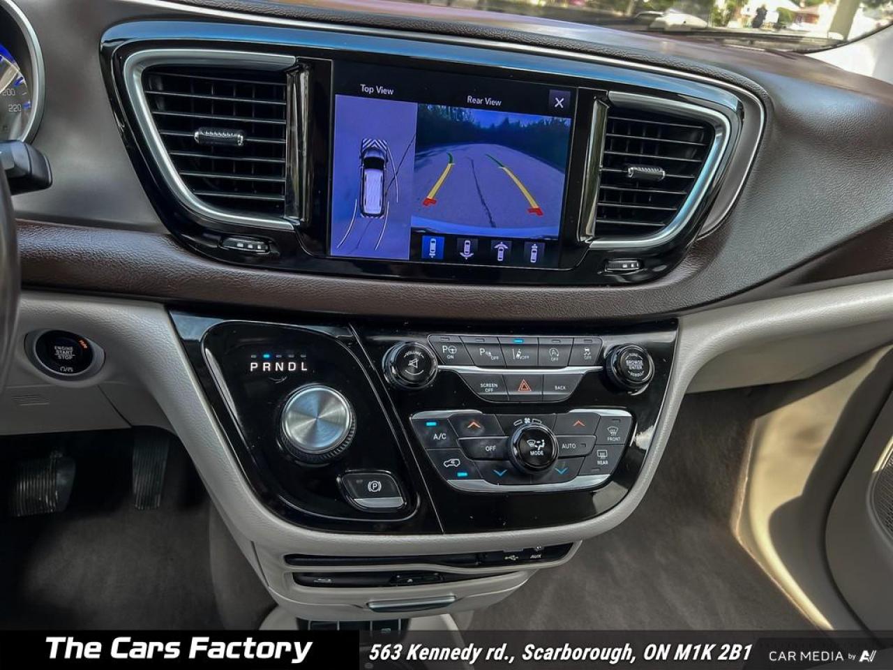 2017 Chrysler Pacifica Touring-L Plus Top Of The Line Model! - Photo #18