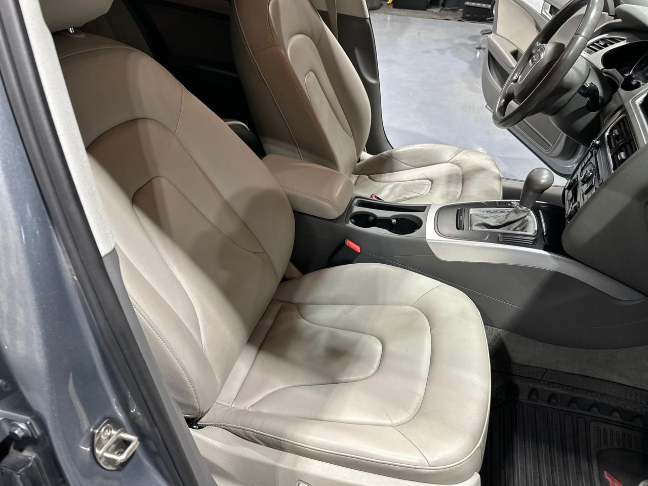 2010 Audi A4 4dr Sdn Auto quattro 2.0T Premium - Photo #21